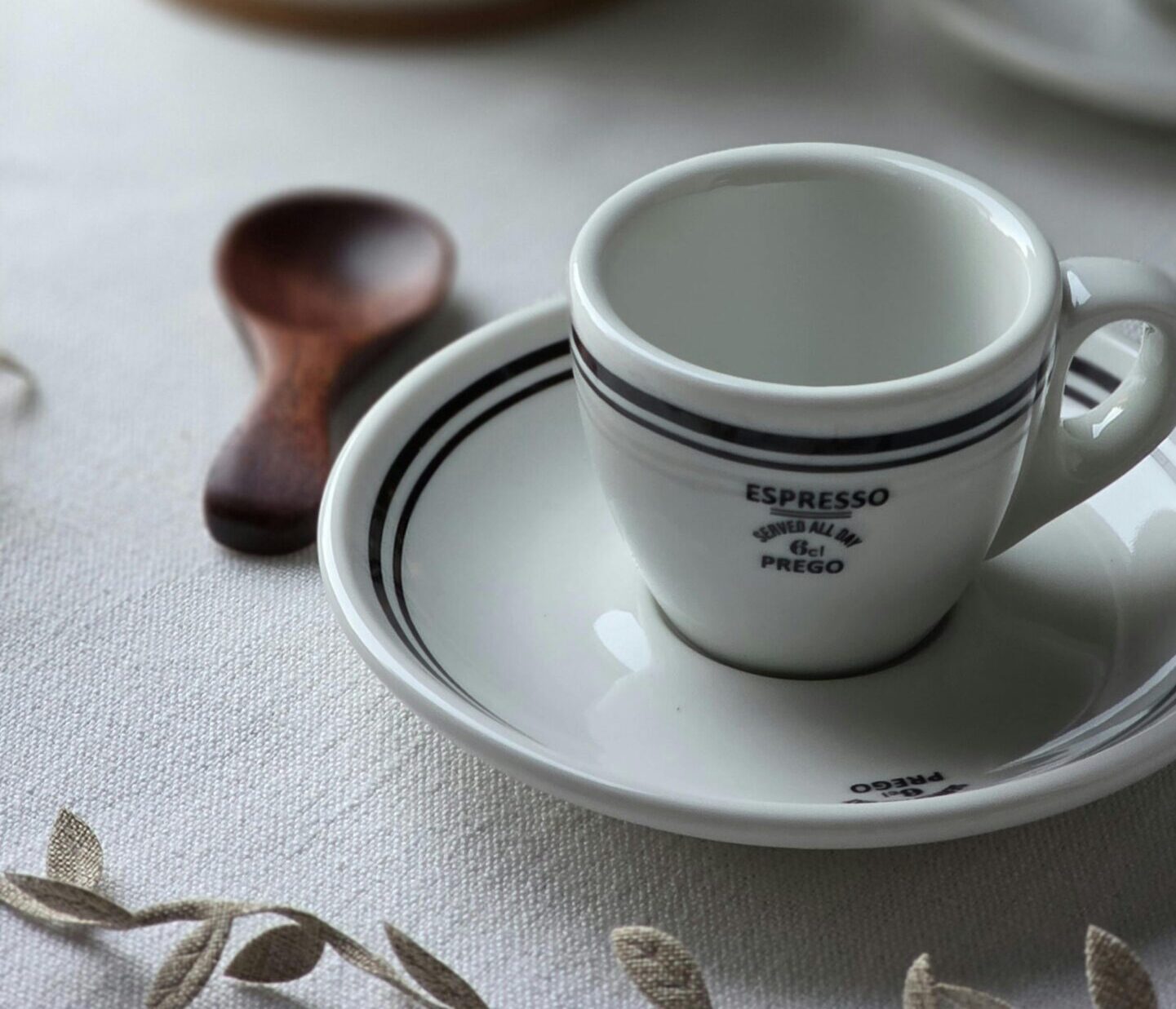 Esencia Café Americano - Image 2